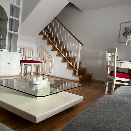 Duplex Ancha Con Wifi Y Parking Appartement Jerez de la Frontera Buitenkant foto