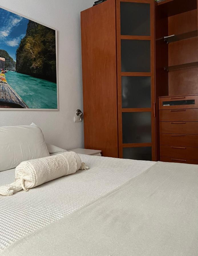 Duplex Ancha Con Wifi Y Parking Appartement Jerez de la Frontera Buitenkant foto