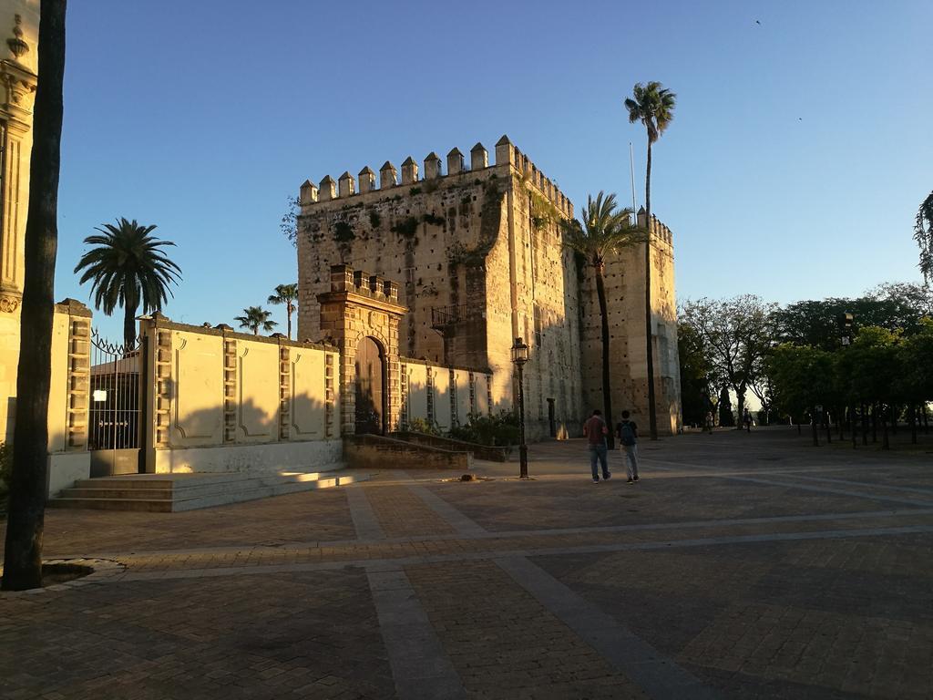 Duplex Ancha Con Wifi Y Parking Appartement Jerez de la Frontera Buitenkant foto